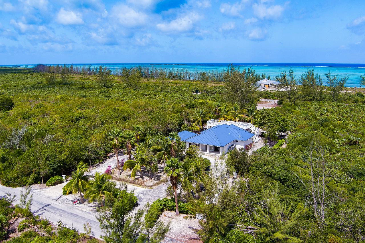 Gorgeous Pumpkin Bluff Home - Gallery image 2