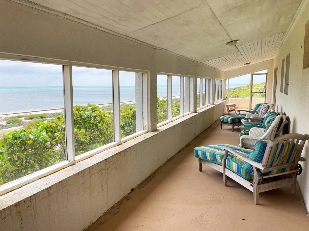 OCEAN VIEW 3 BEDROOM BEAUTY - Gallery image 7