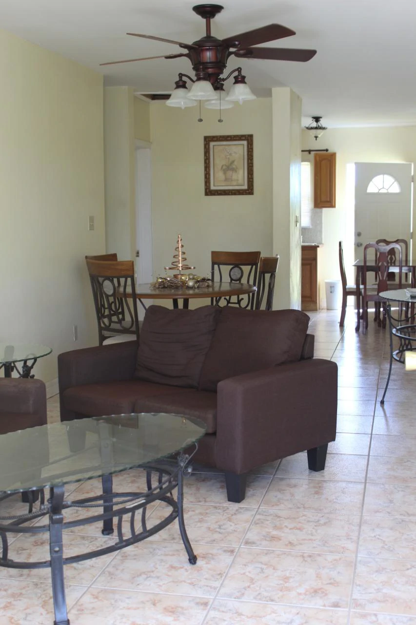 Grand Turk Income Triplex Apt - Gallery image 6