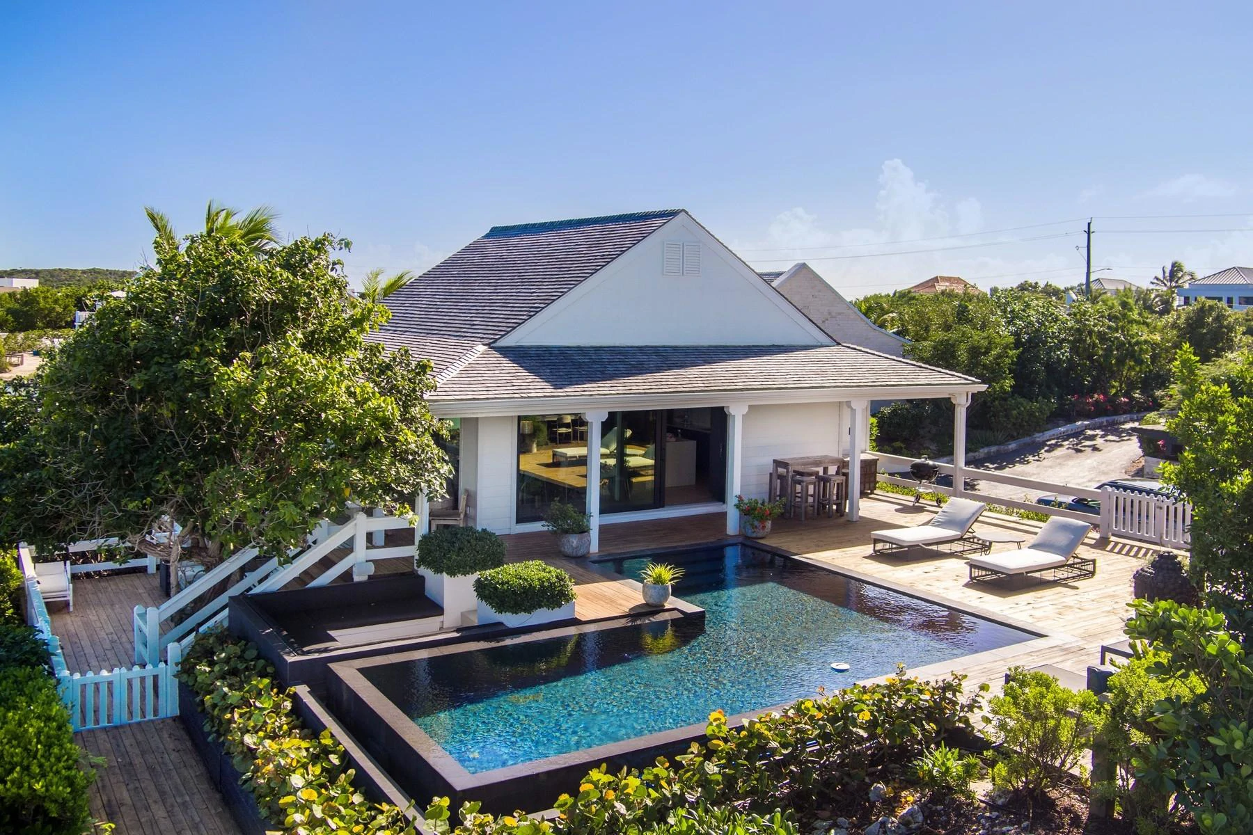 Driftwood - Gallery image 38