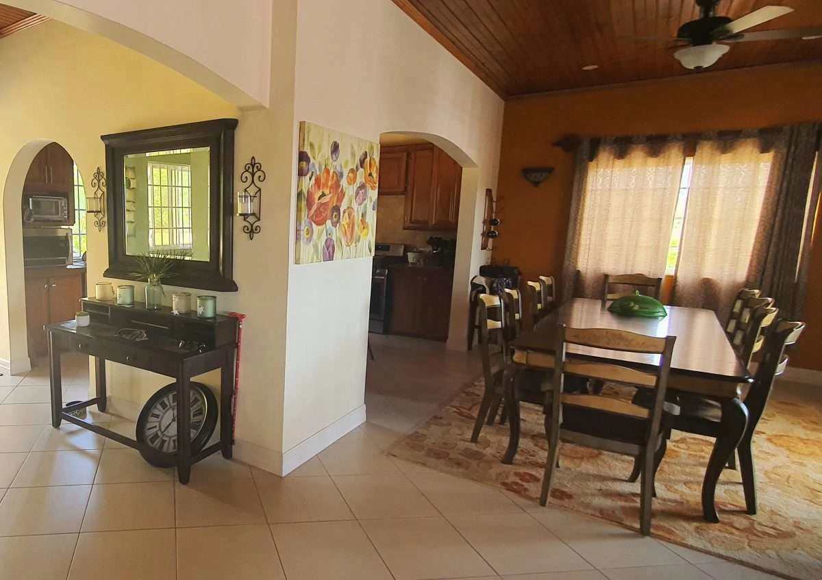 Villa Darcy, Belle Vue, Cap Estate. - Gallery image 2