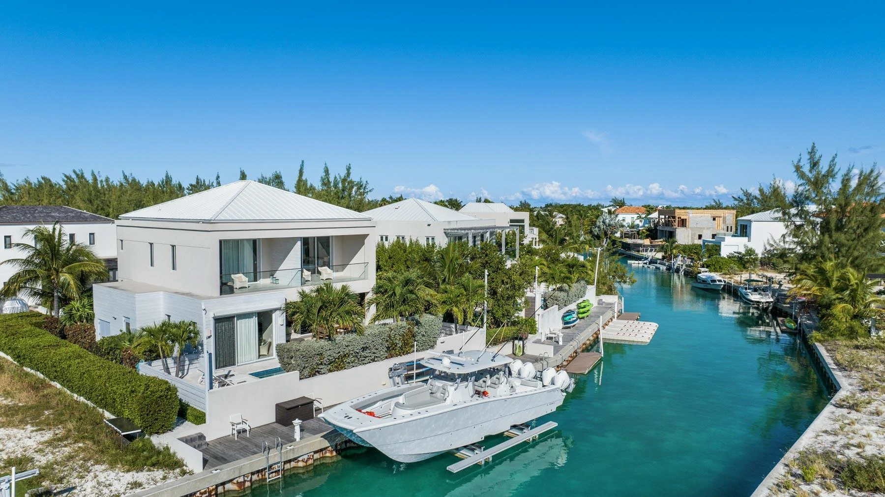 Second Wind Villa - Canal Front