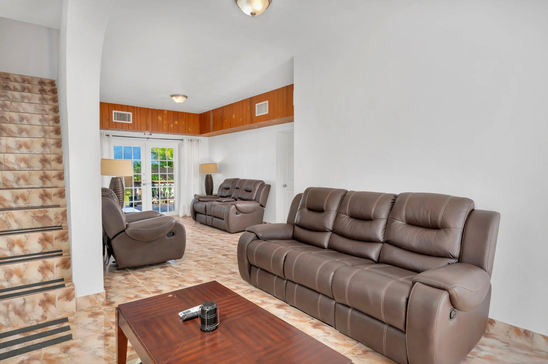 Golden Pelican Villa - Gallery image 12