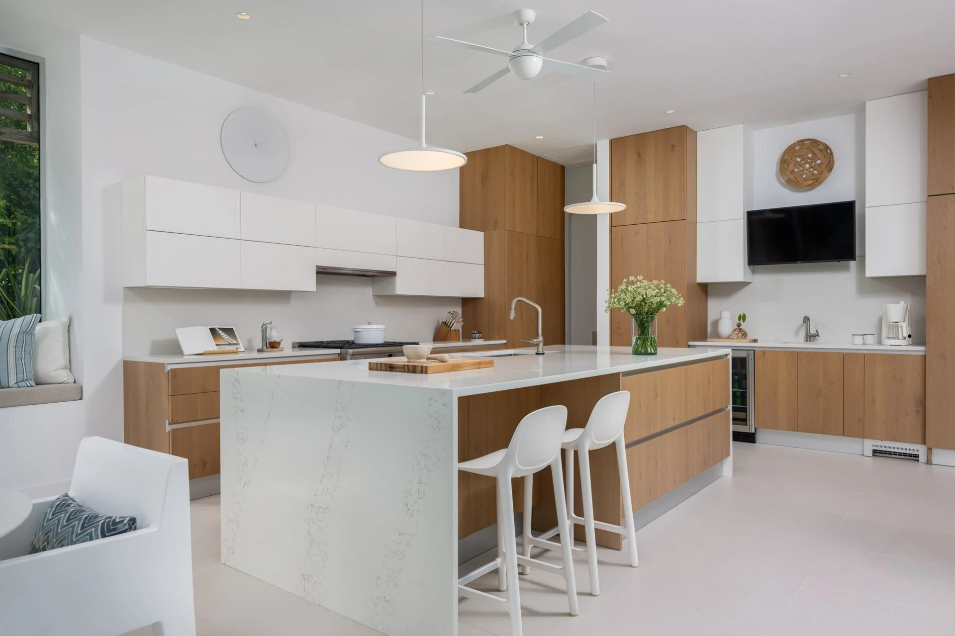 Blue Cay Estate Canal Front - Gallery image 6