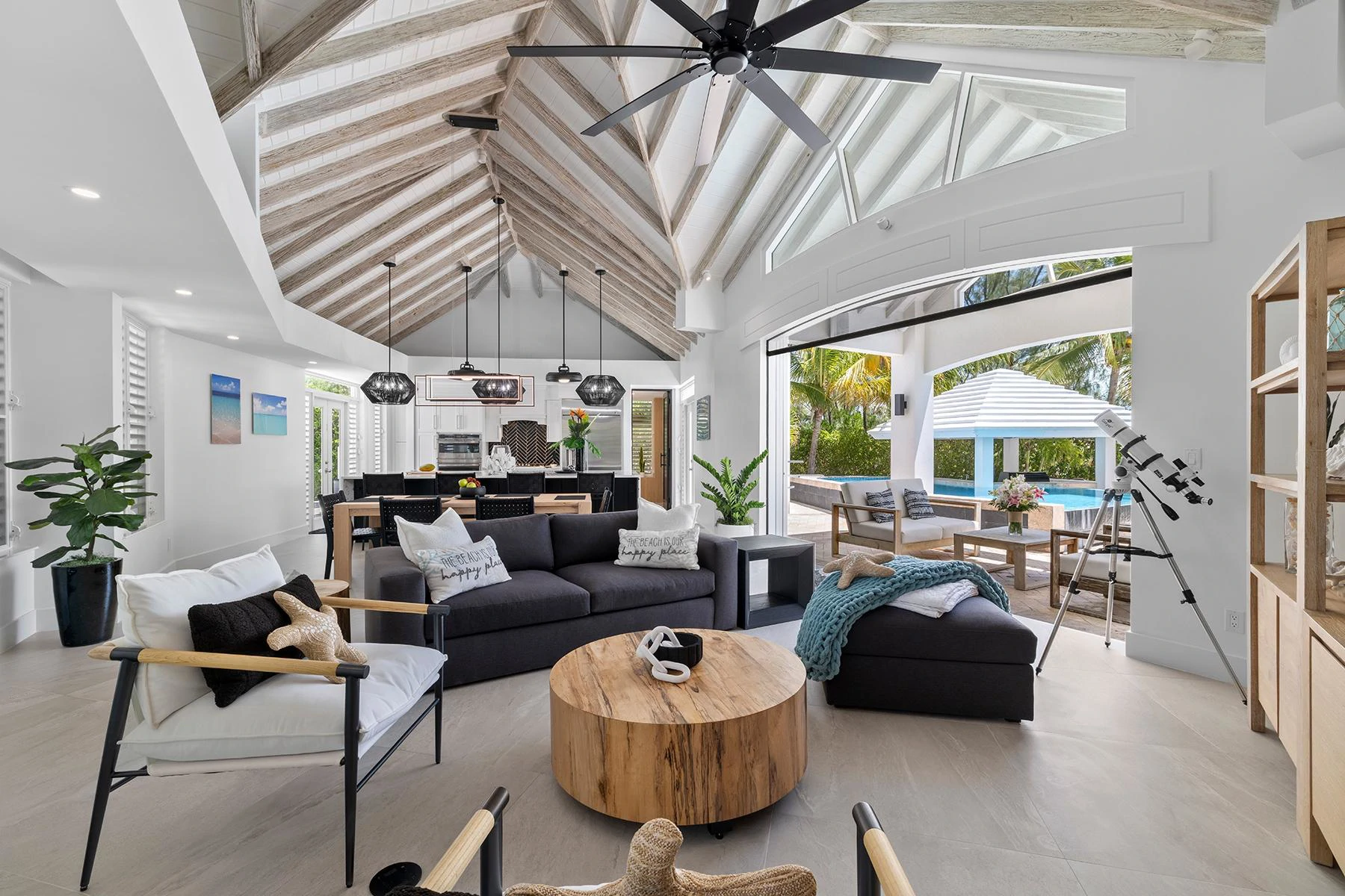 Hogan House - Gallery image 16