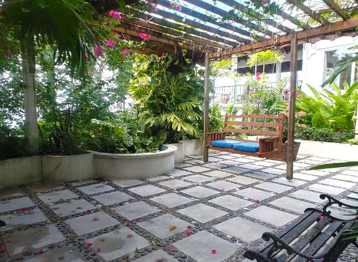 Butterfly House and Beach, La Toc, Castries. - Gallery image 5