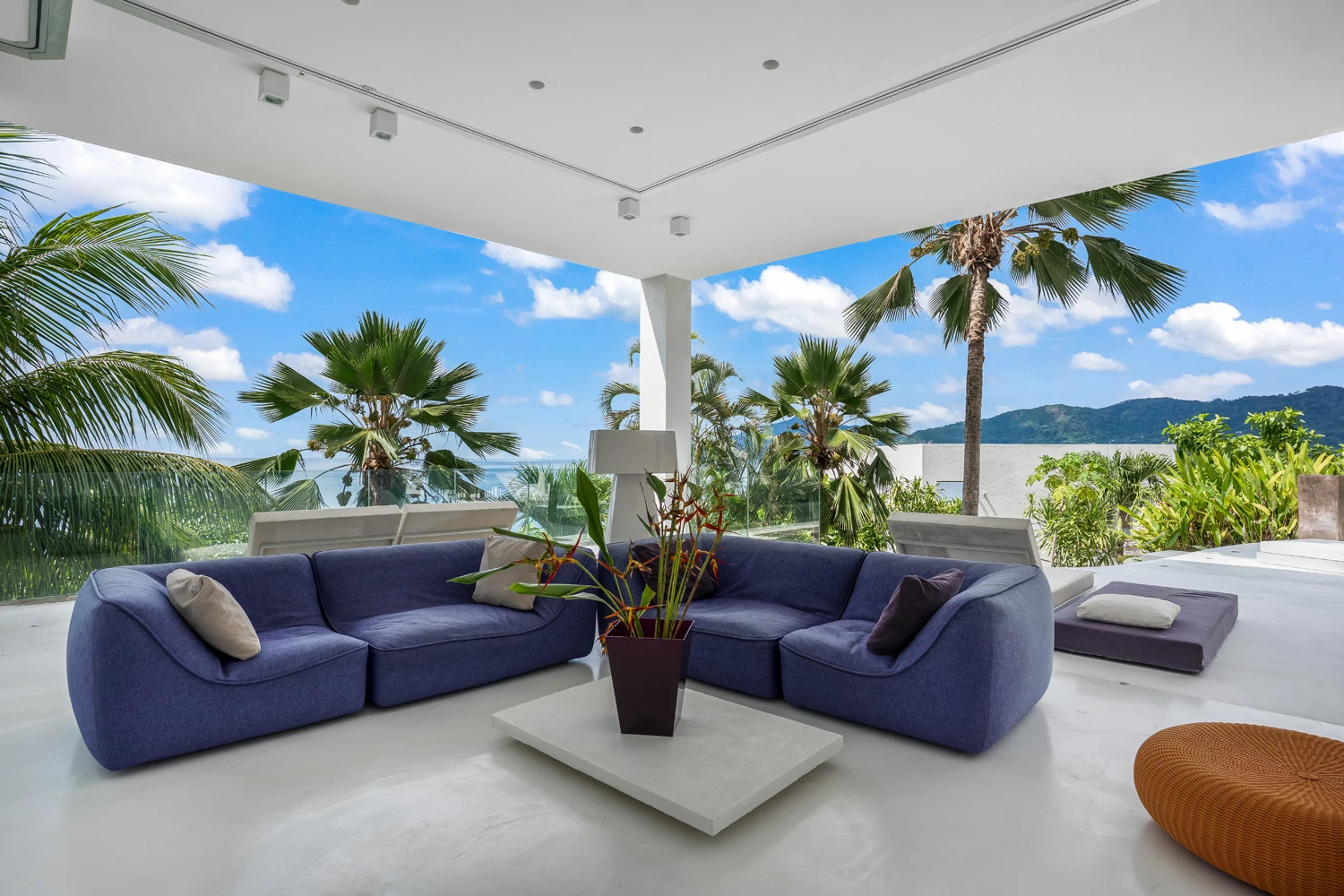 Architectural modernist beachfront villa for sale in Mahé, Seychelles - Gallery image 9