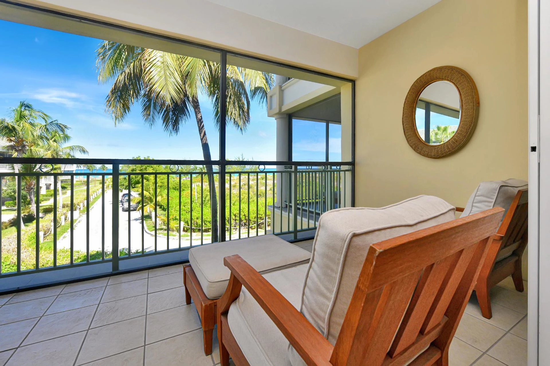 2 BR THE SANDS RESORT AT GRACE BAY BEACH - Gallery image 3