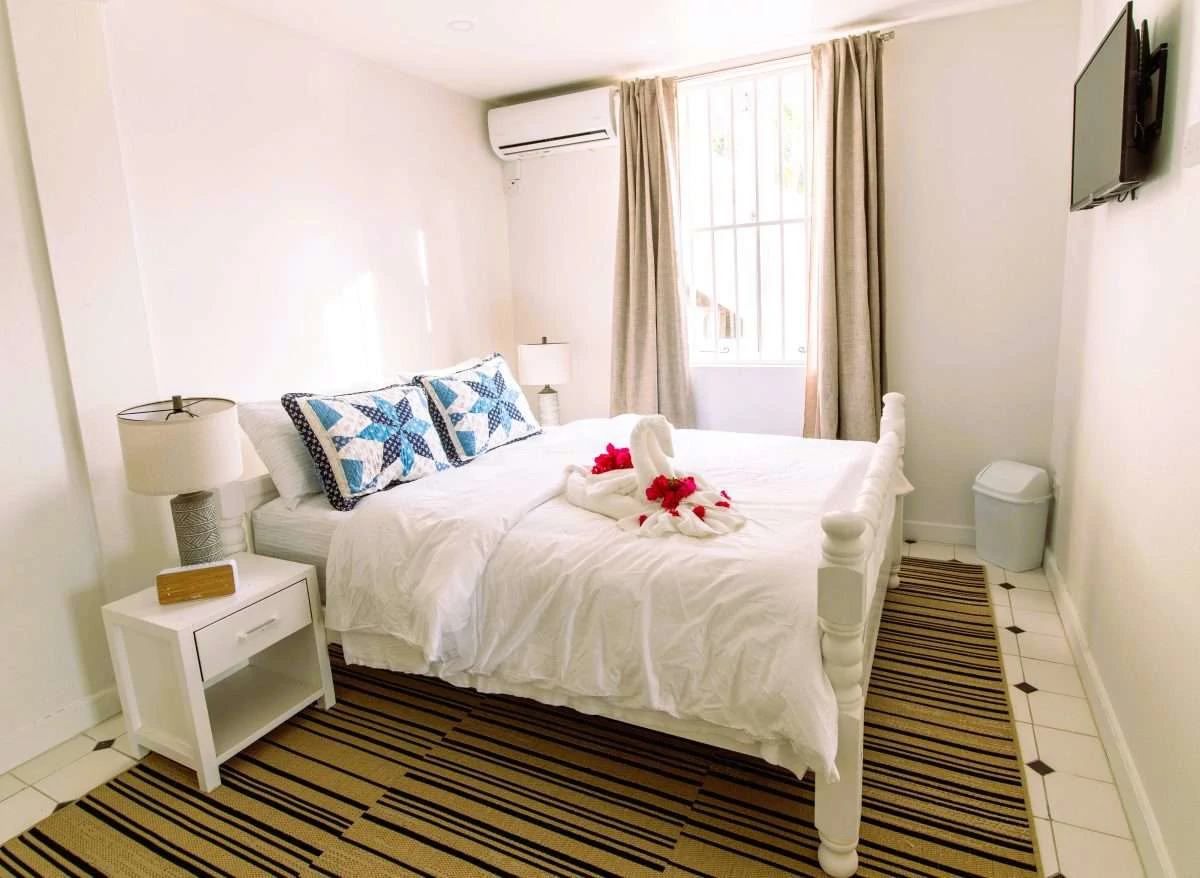 Private Villa, Cap Estate. - Gallery image 28