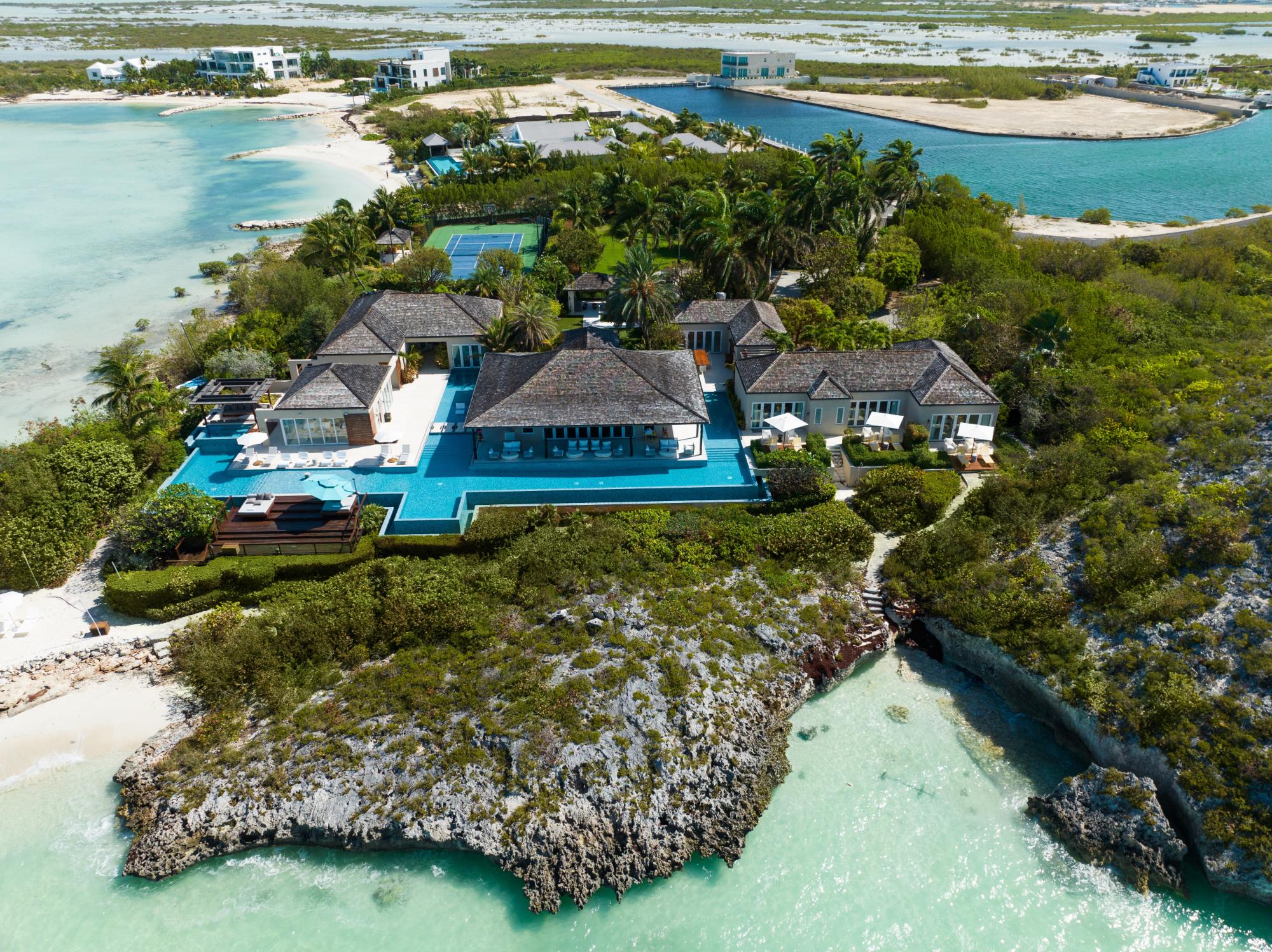 Turtle Tail Estate - Gallery image 5