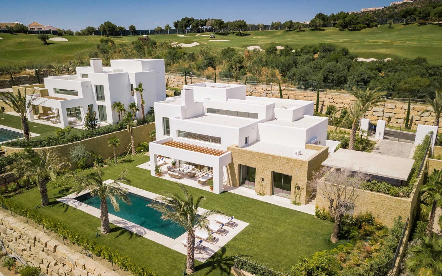 Luxury 5 & 6 bed golf villas for sale at Finca Corestin | Spain