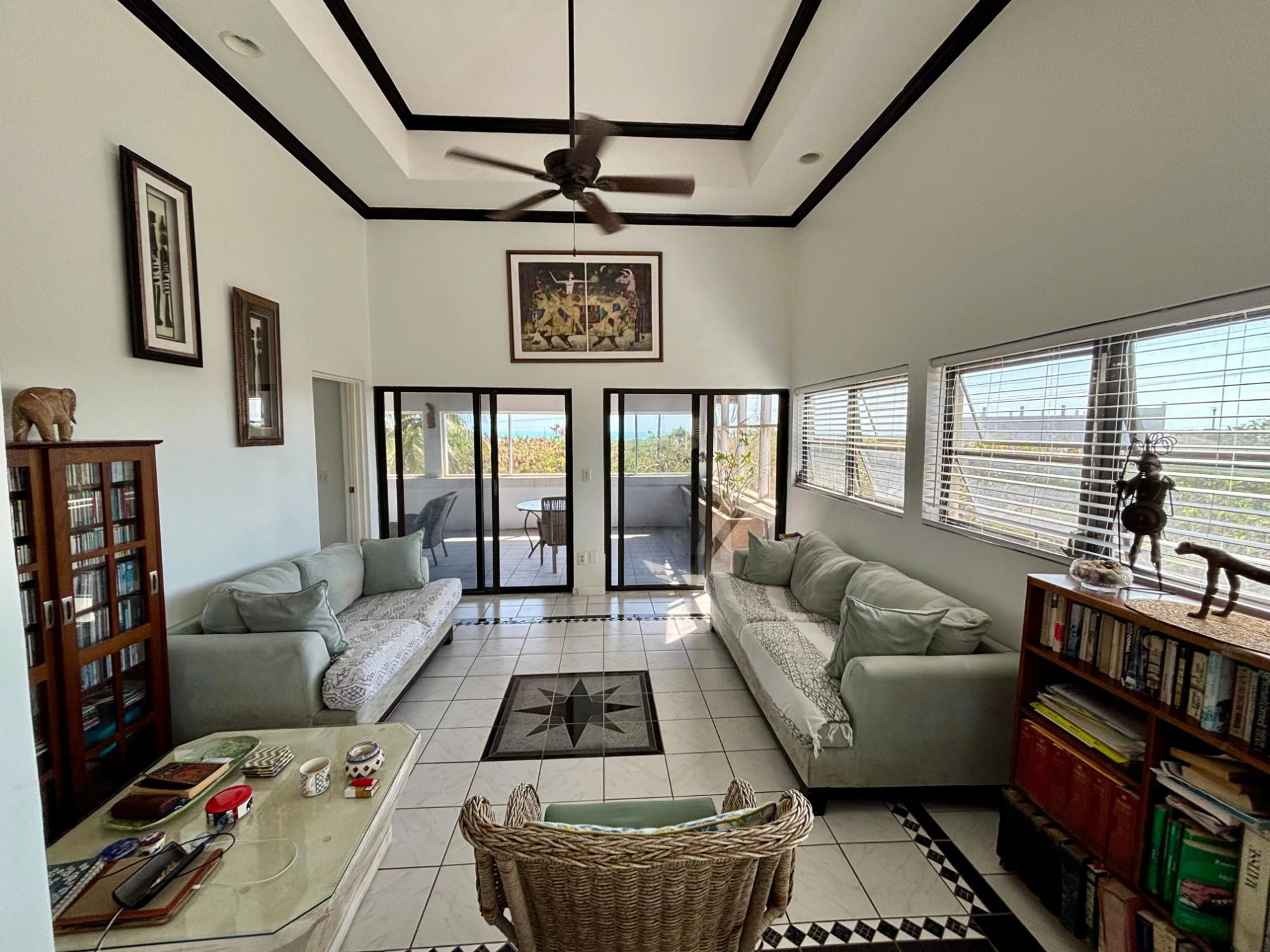 NELSON HILL ROAD 4-BED VILLA - Gallery image 15