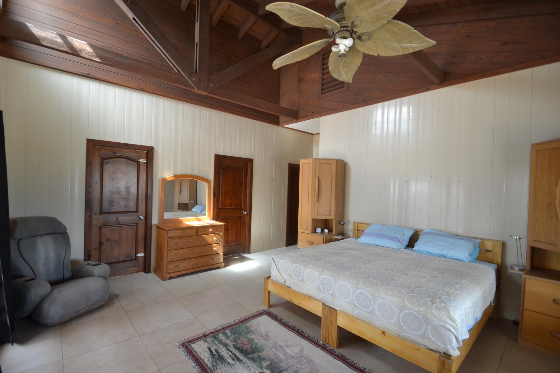 Hilltop House - Gallery image 10