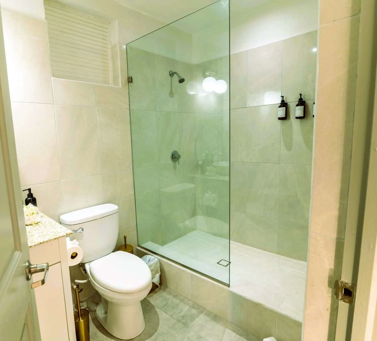 Private Villa, Cap Estate. - Gallery image 32