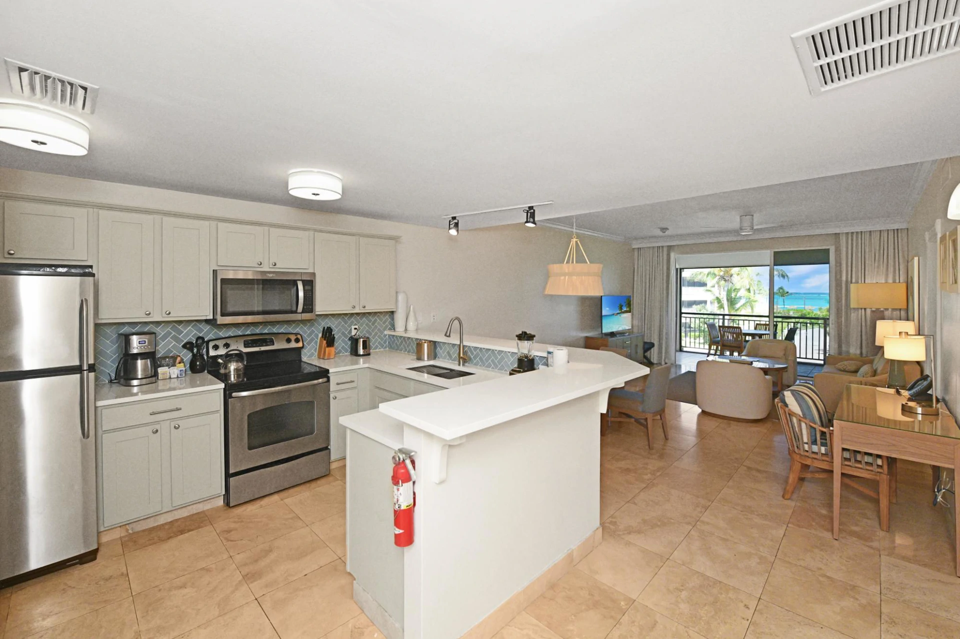 2 BR THE SANDS RESORT AT GRACE BAY BEACH - Gallery image 21
