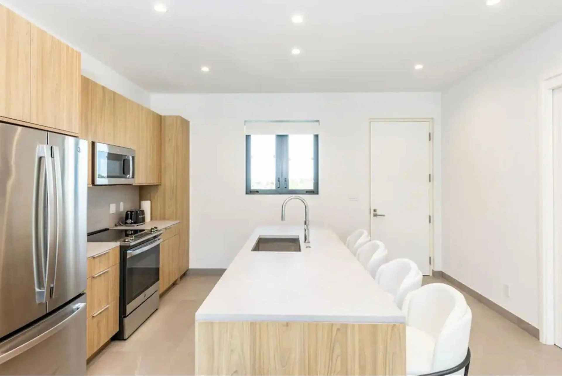 Z-One - Unit B1 302 - Gallery image 8