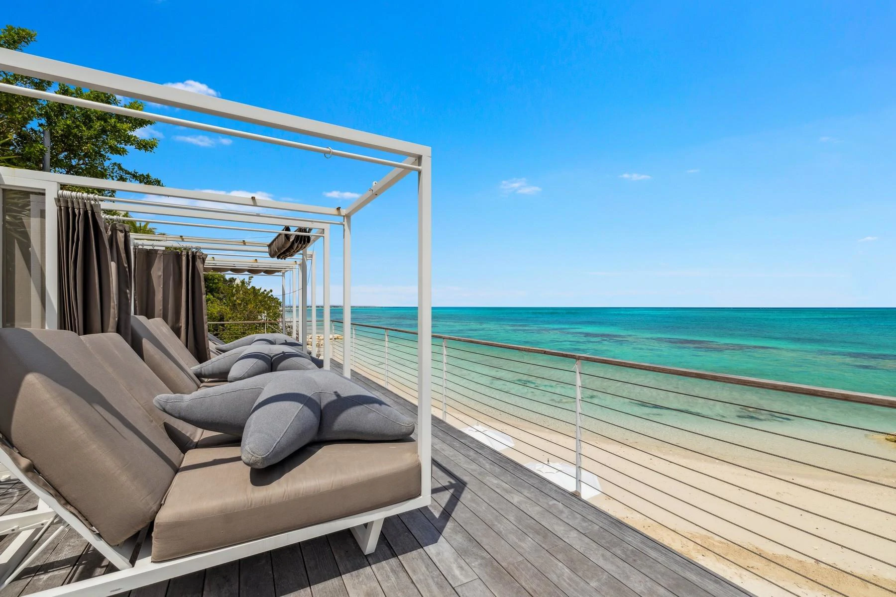 BEACH ENCLAVE NORTH SHORE - Gallery image 29