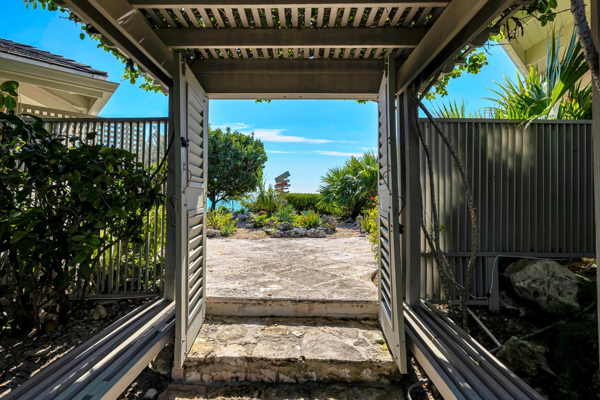 PARADISE POINTE - Gallery image 8