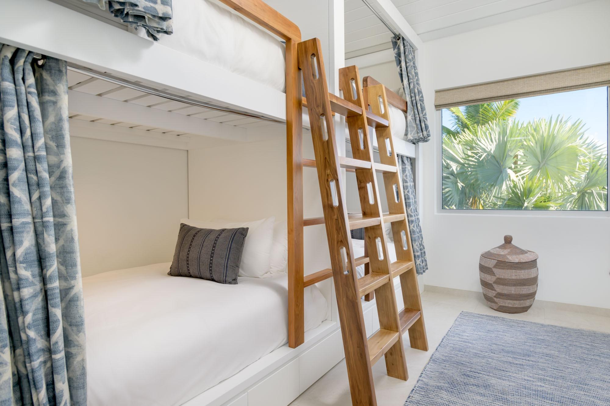 Beach Enclave Grace Bay - Villa 2 - Gallery image 31