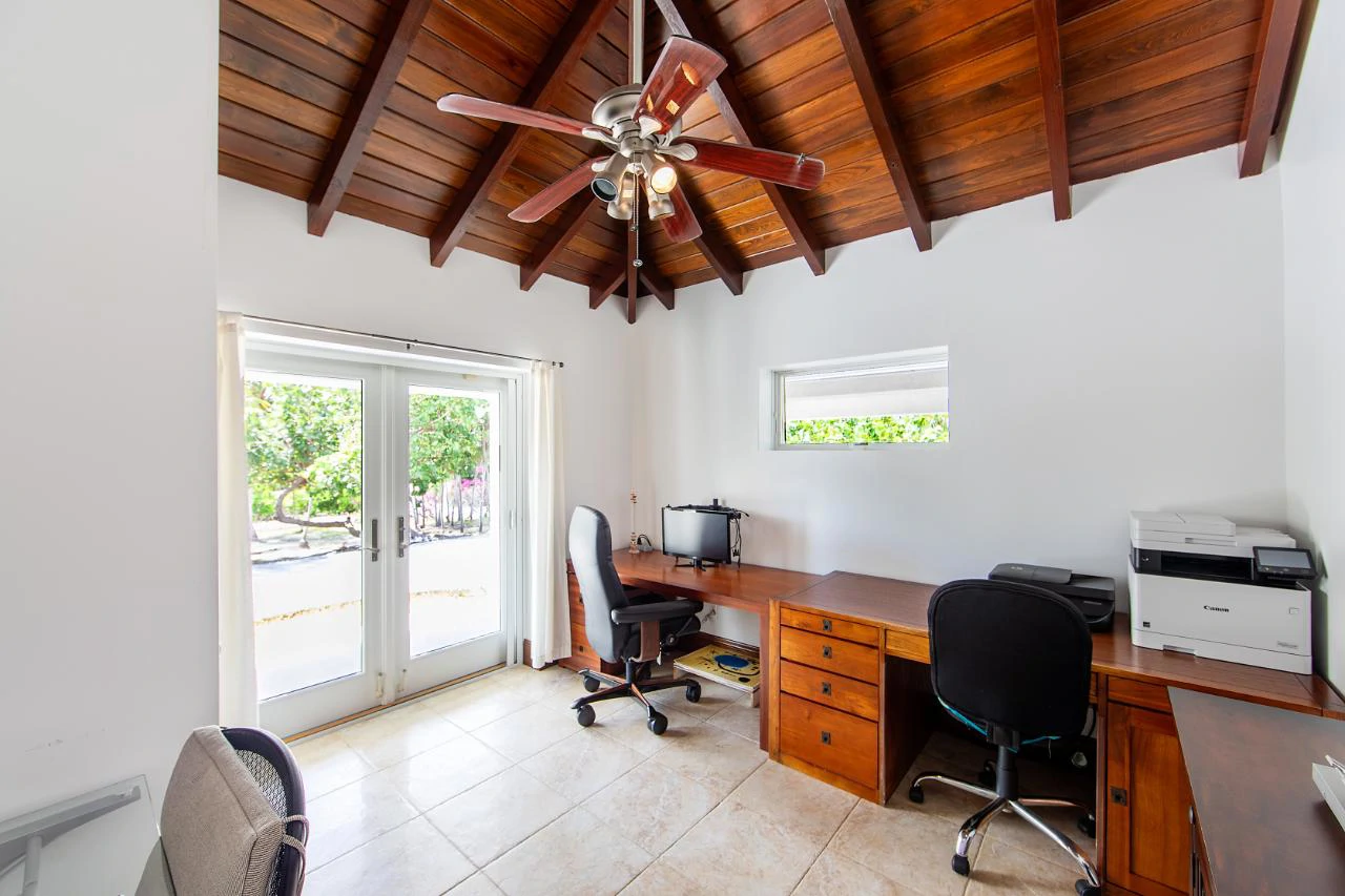 Gorgeous Pumpkin Bluff Home - Gallery image 19