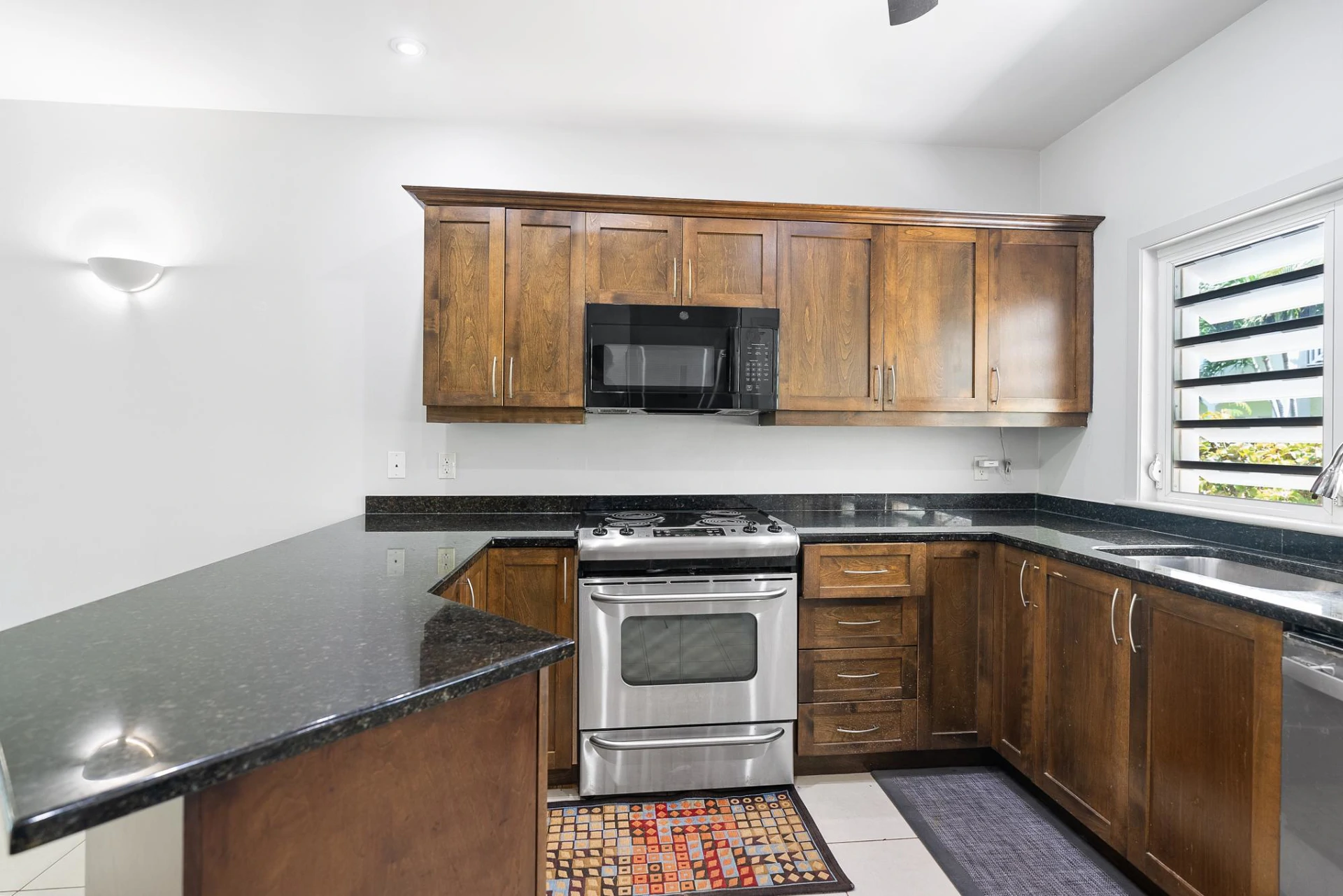 FLAMINGO PARK TOWNHOMES - Gallery image 5