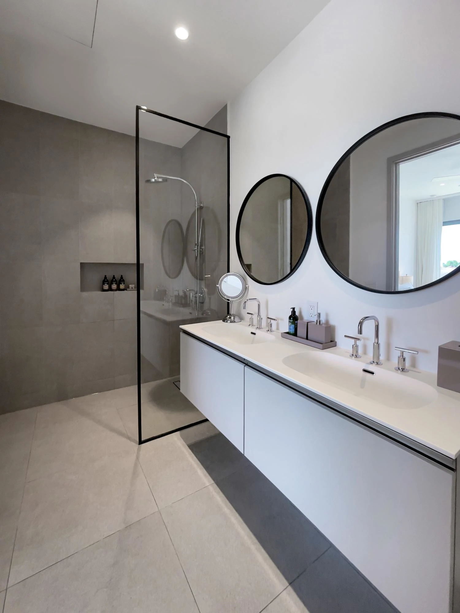 South Bank - Gallery image 37