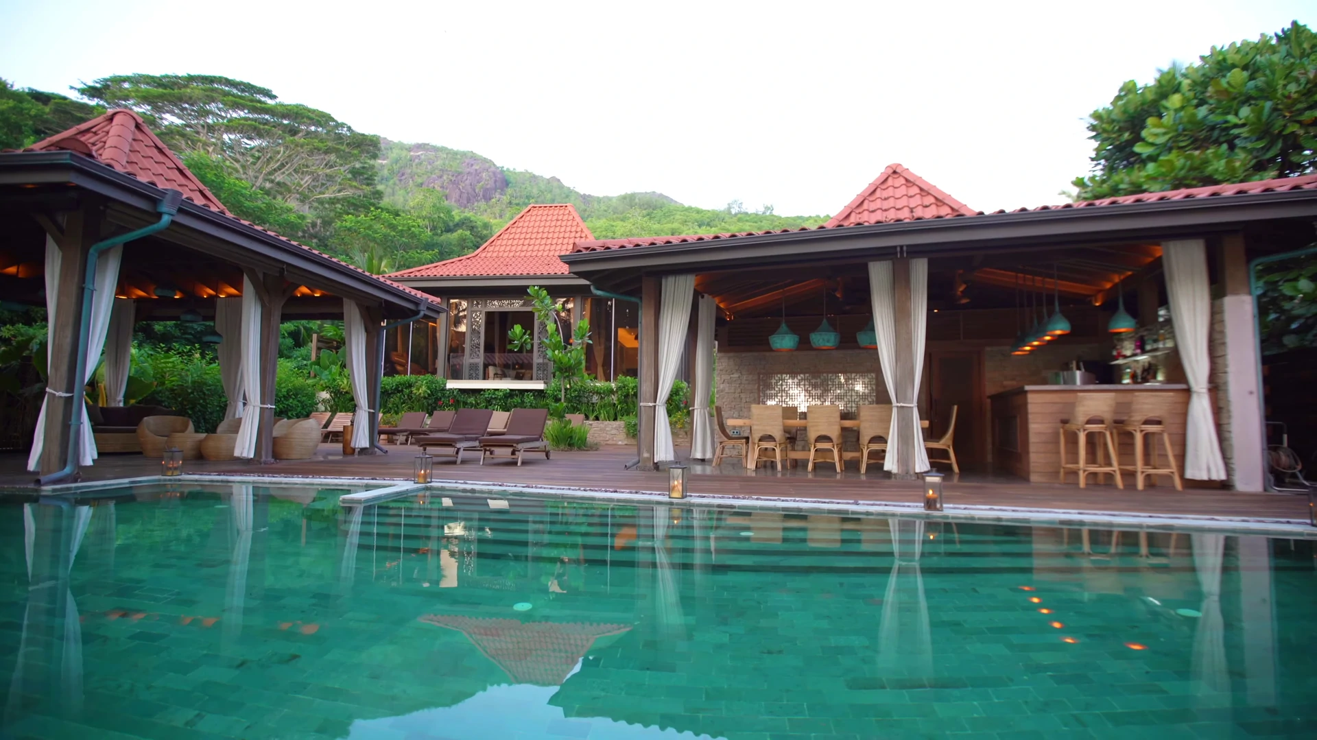 Unique beachfront property for sale in Mahé, Seychelles - Gallery image 2