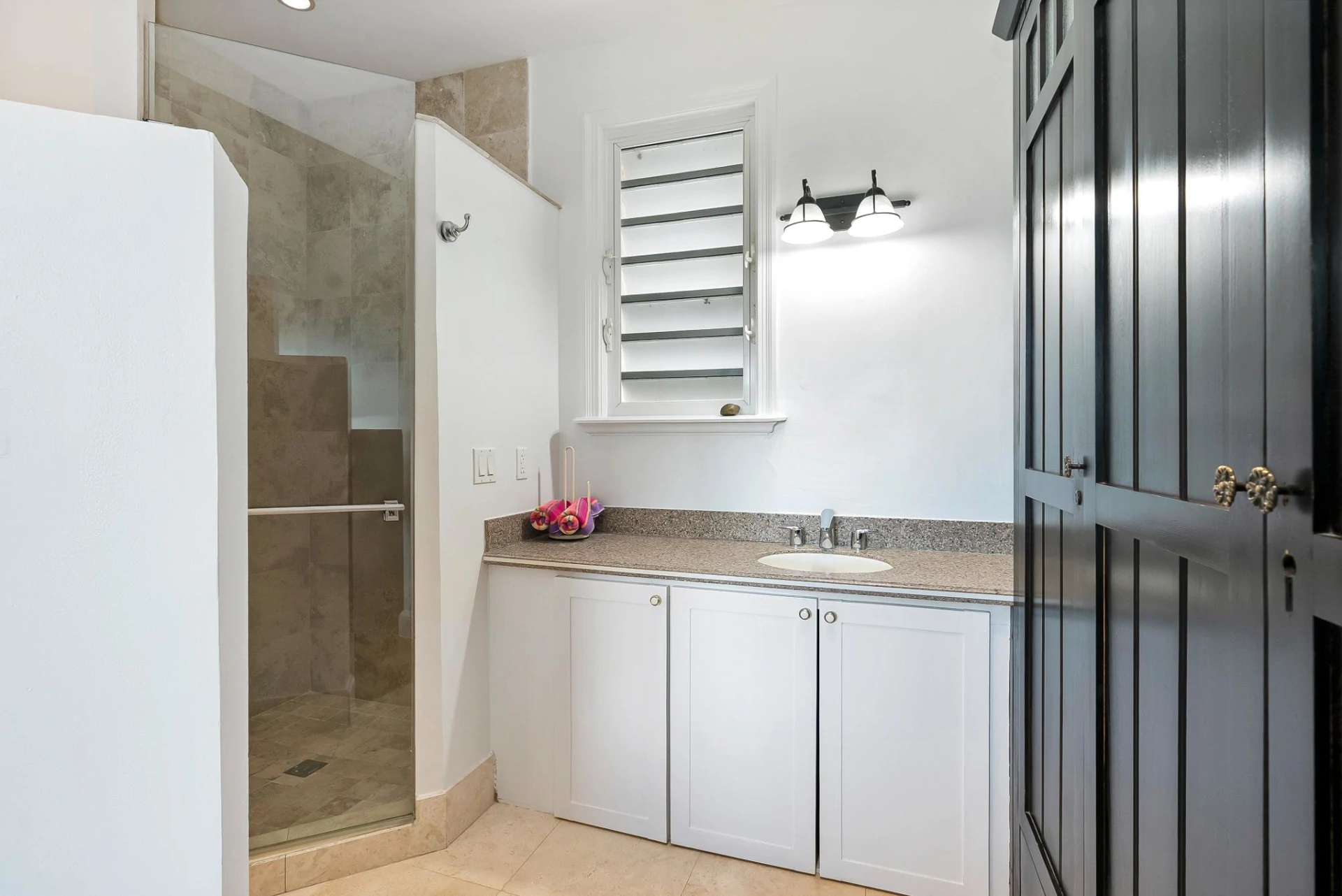 Spotts Close Ocean View Villa - Gallery image 20