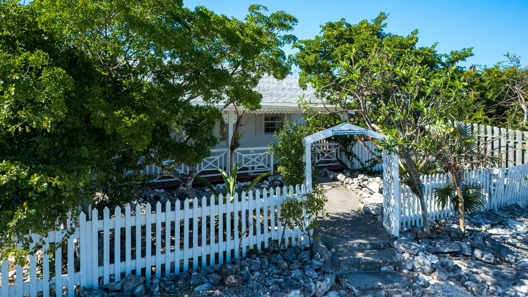 #2-32 June Plum, Grace Bay - Gallery image 2