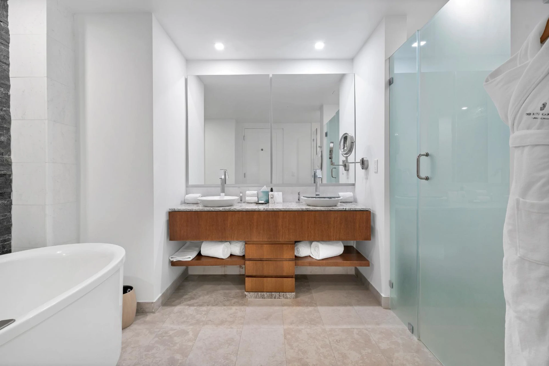 UNIT 3900/1/2 RITZ CARLTON 3BR/3BA - Gallery image 15