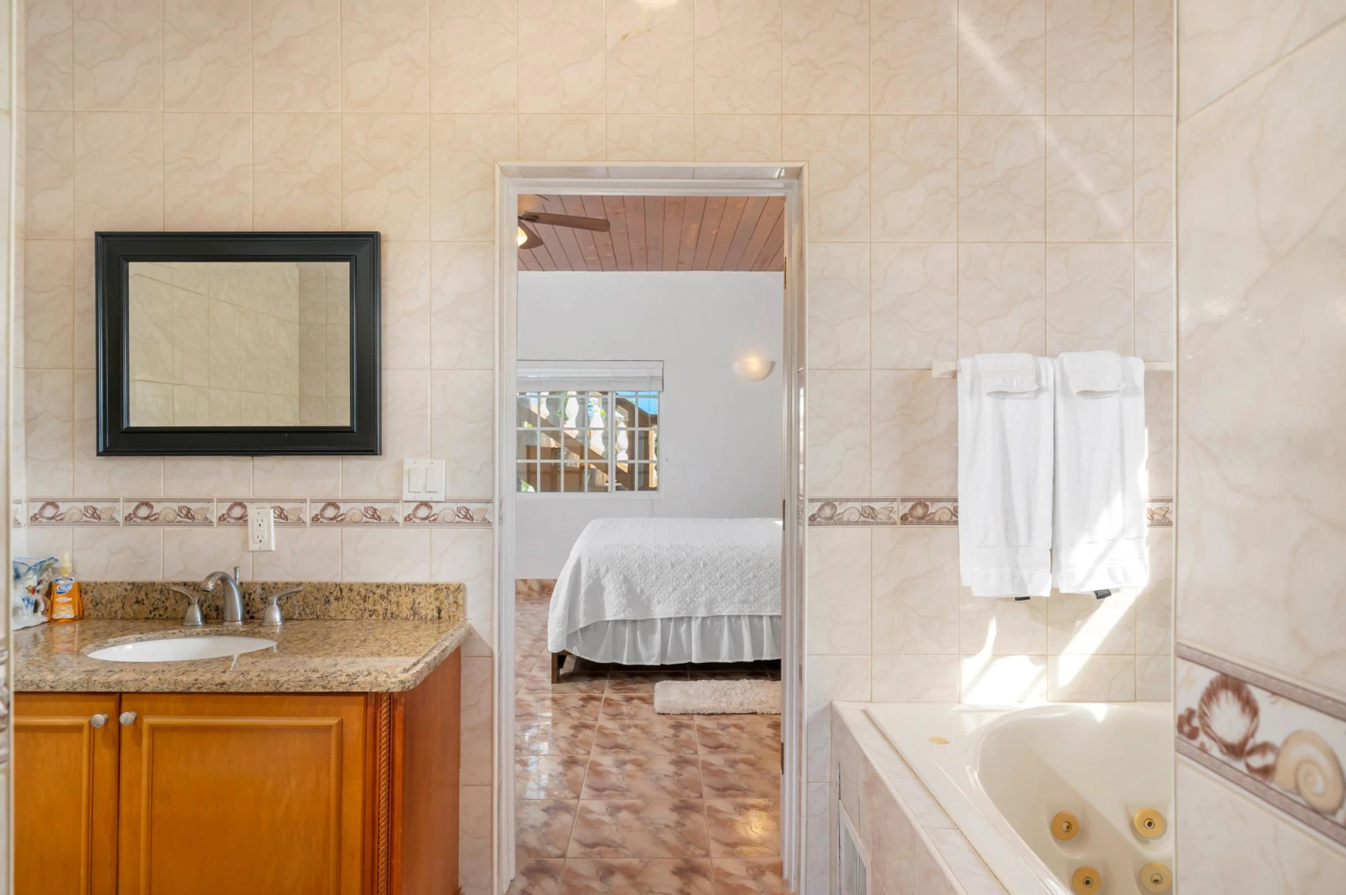 Golden Pelican Villa - Gallery image 22