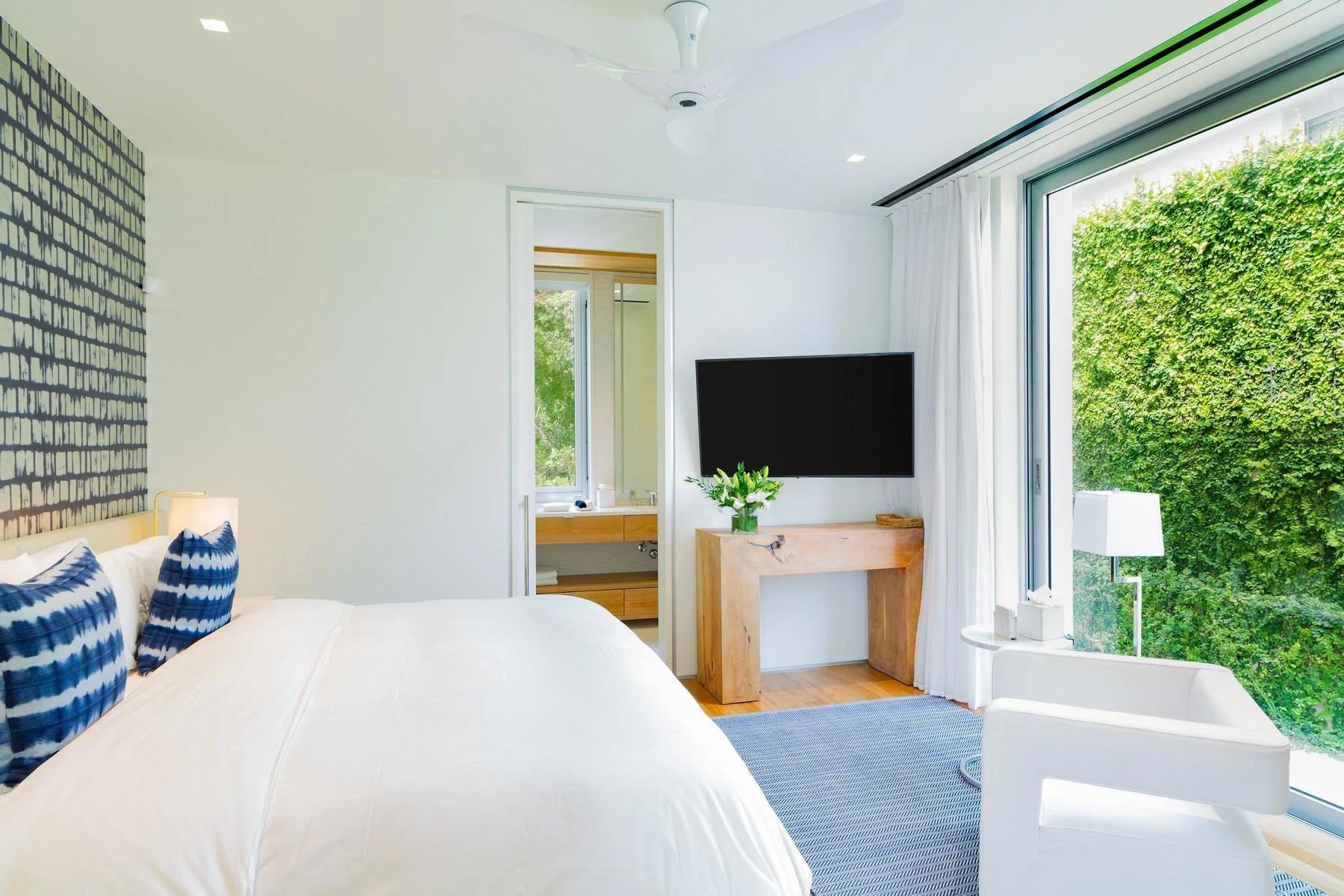 EMERALD PAVILION - Gallery image 26