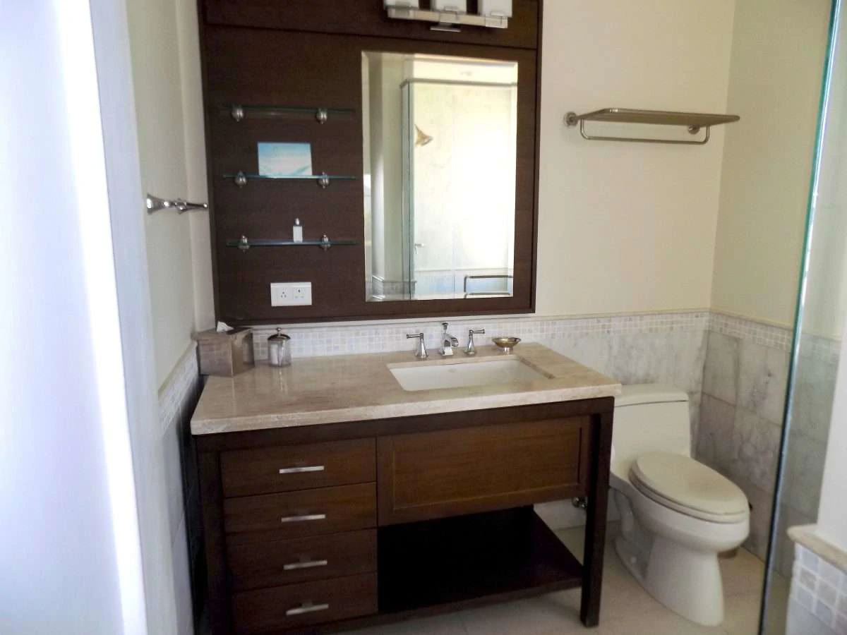 Apt 814, The Landings, Rodney Bay - Gallery image 11