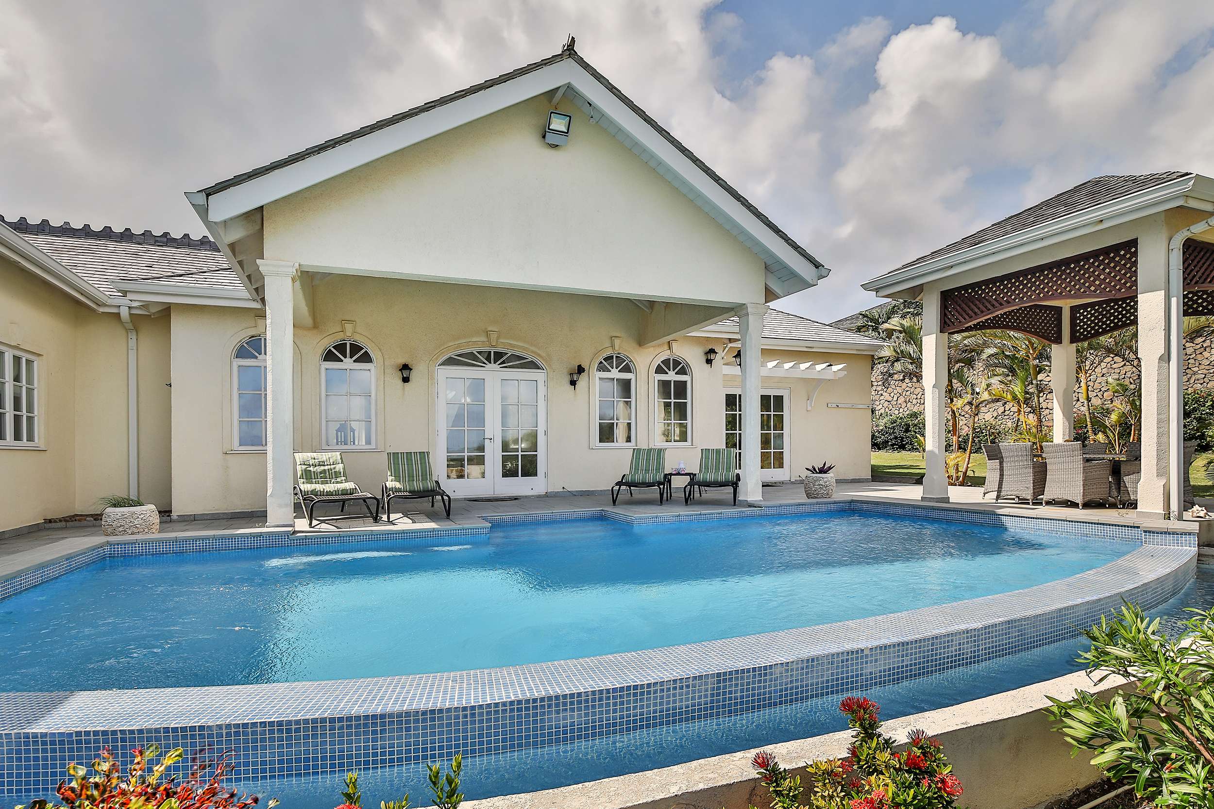 Sea Breeze Villa, Cap Estate. - Gallery image 18