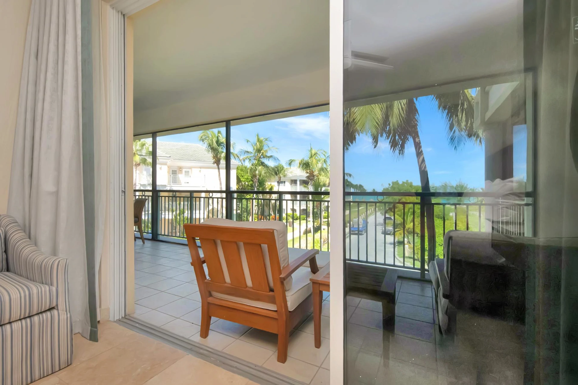 2 BR THE SANDS RESORT AT GRACE BAY BEACH - Gallery image 31