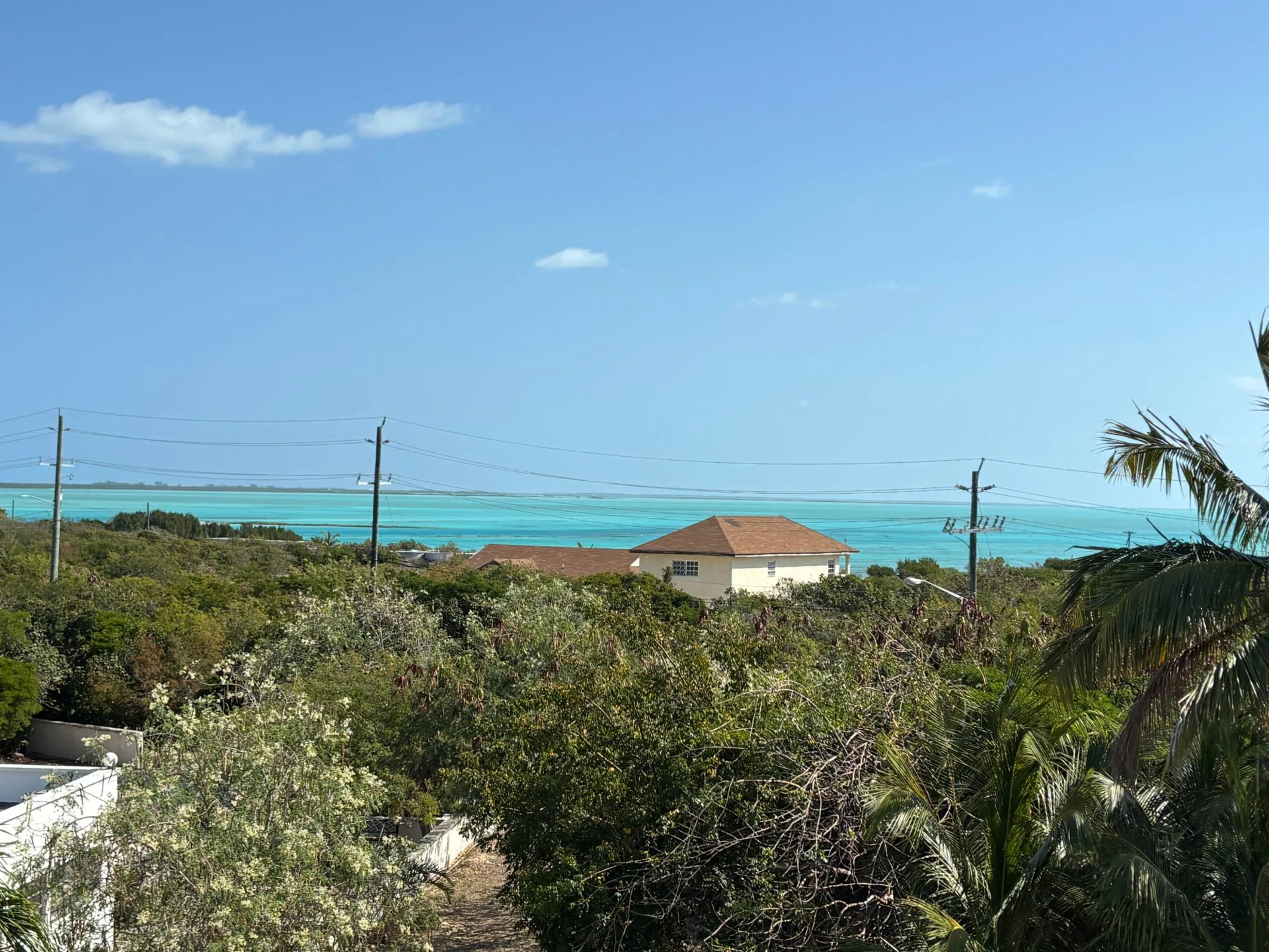 NELSON HILL ROAD 4-BED VILLA - Gallery image 14