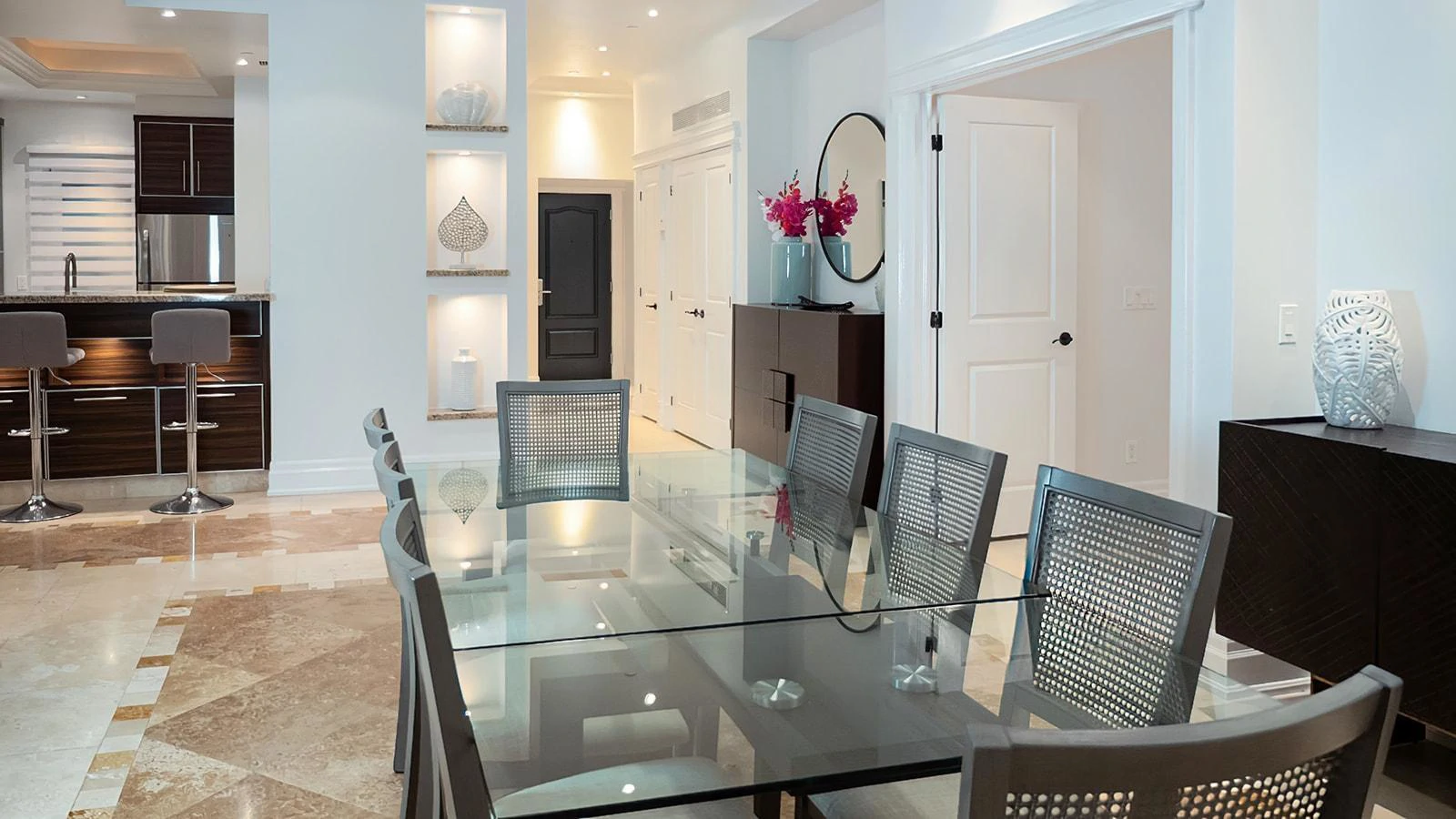 Atrium - Gallery image 3