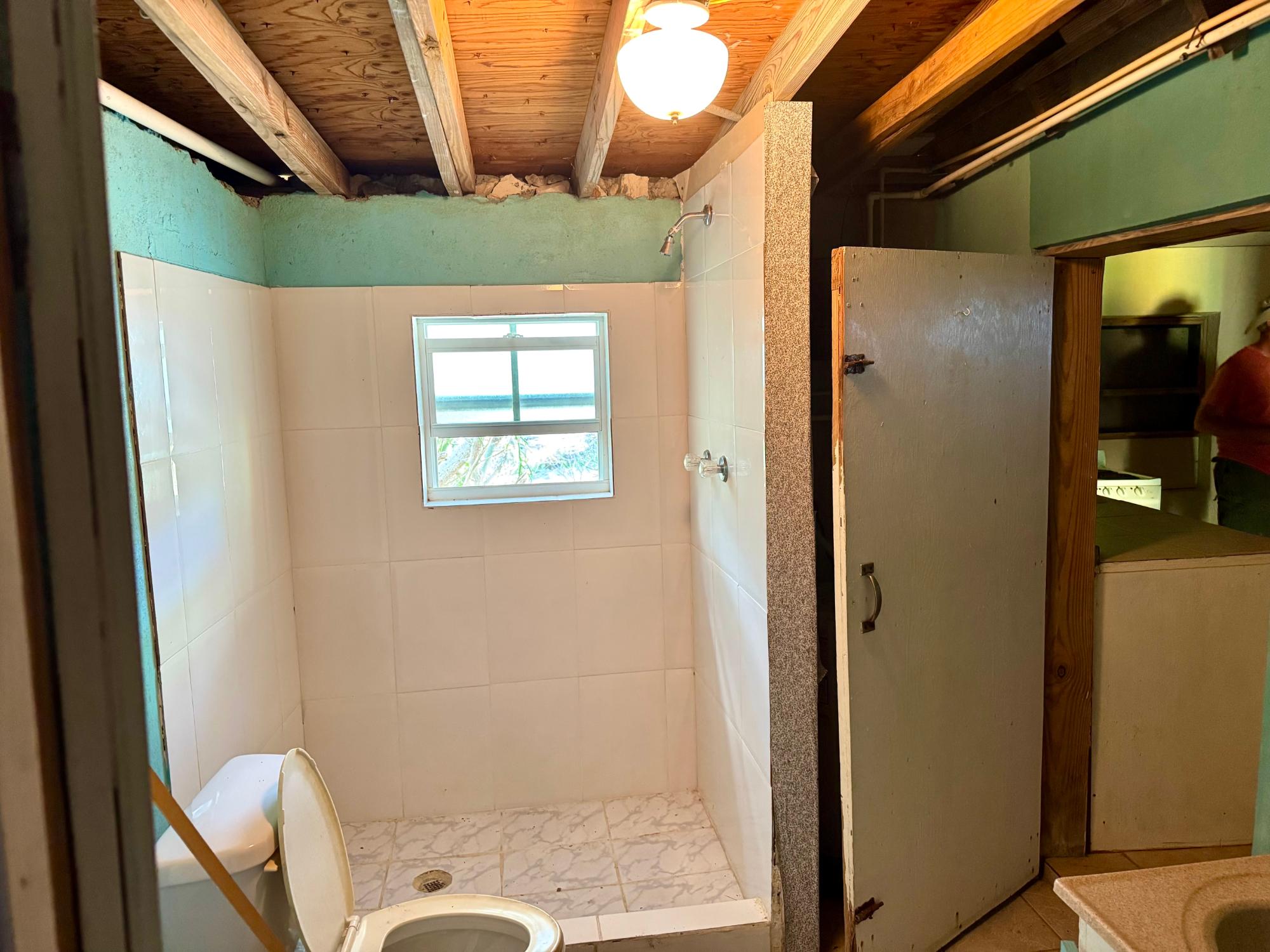 Traditional Bottle Creek House - Gallery image 22