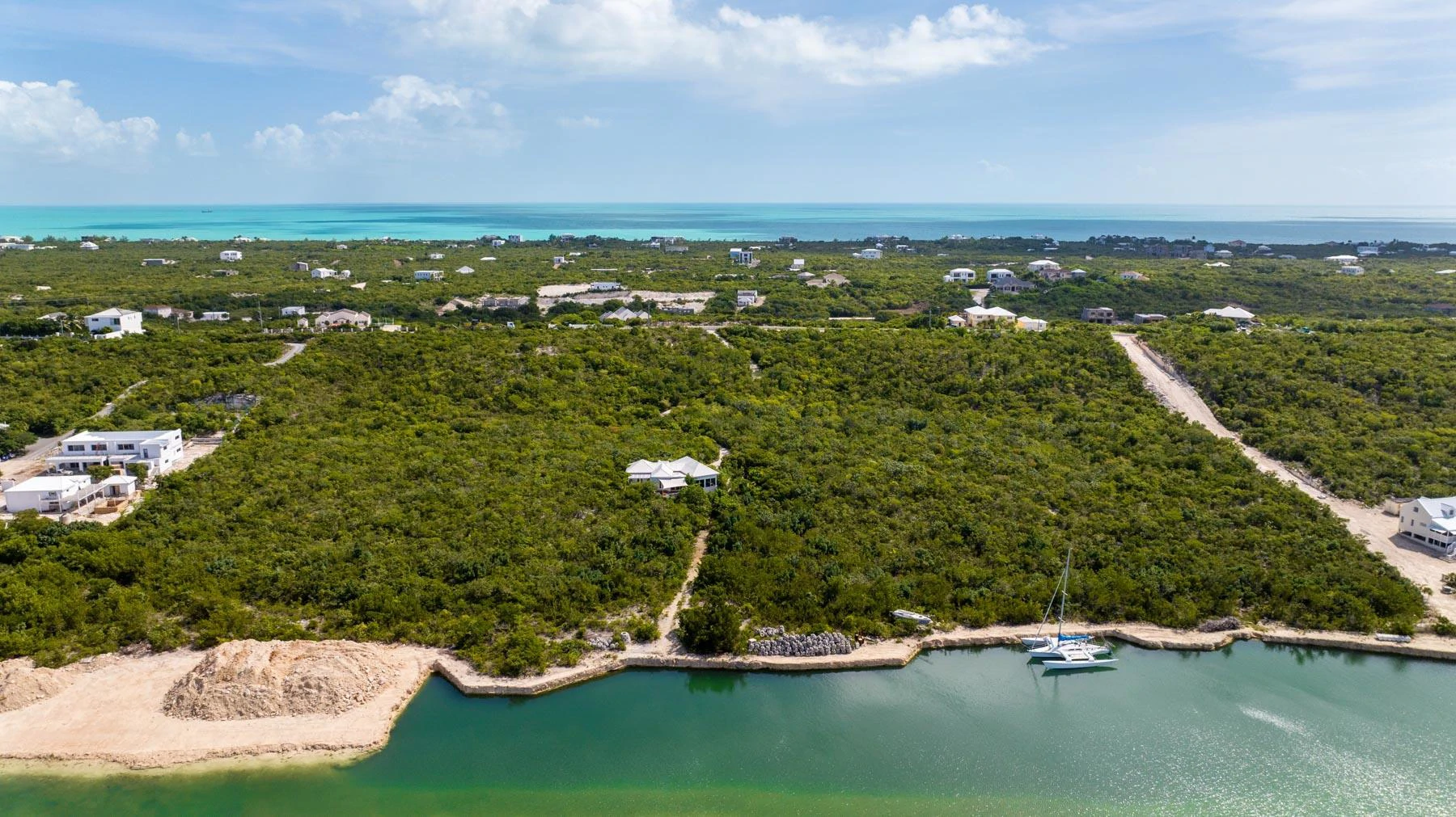 Canalfront Home - Gallery image 26