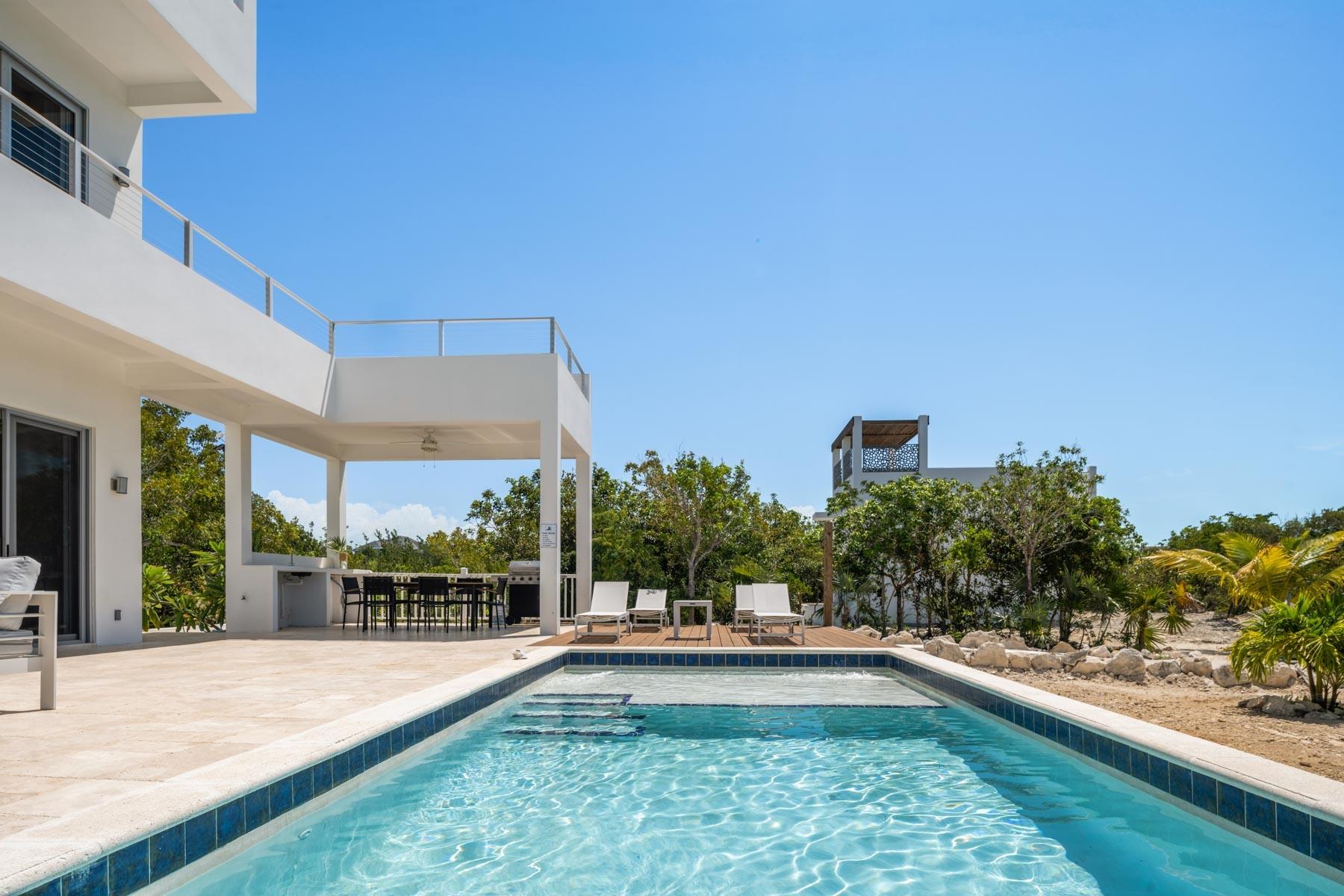White Lotus Villa Long Bay - Gallery image 2