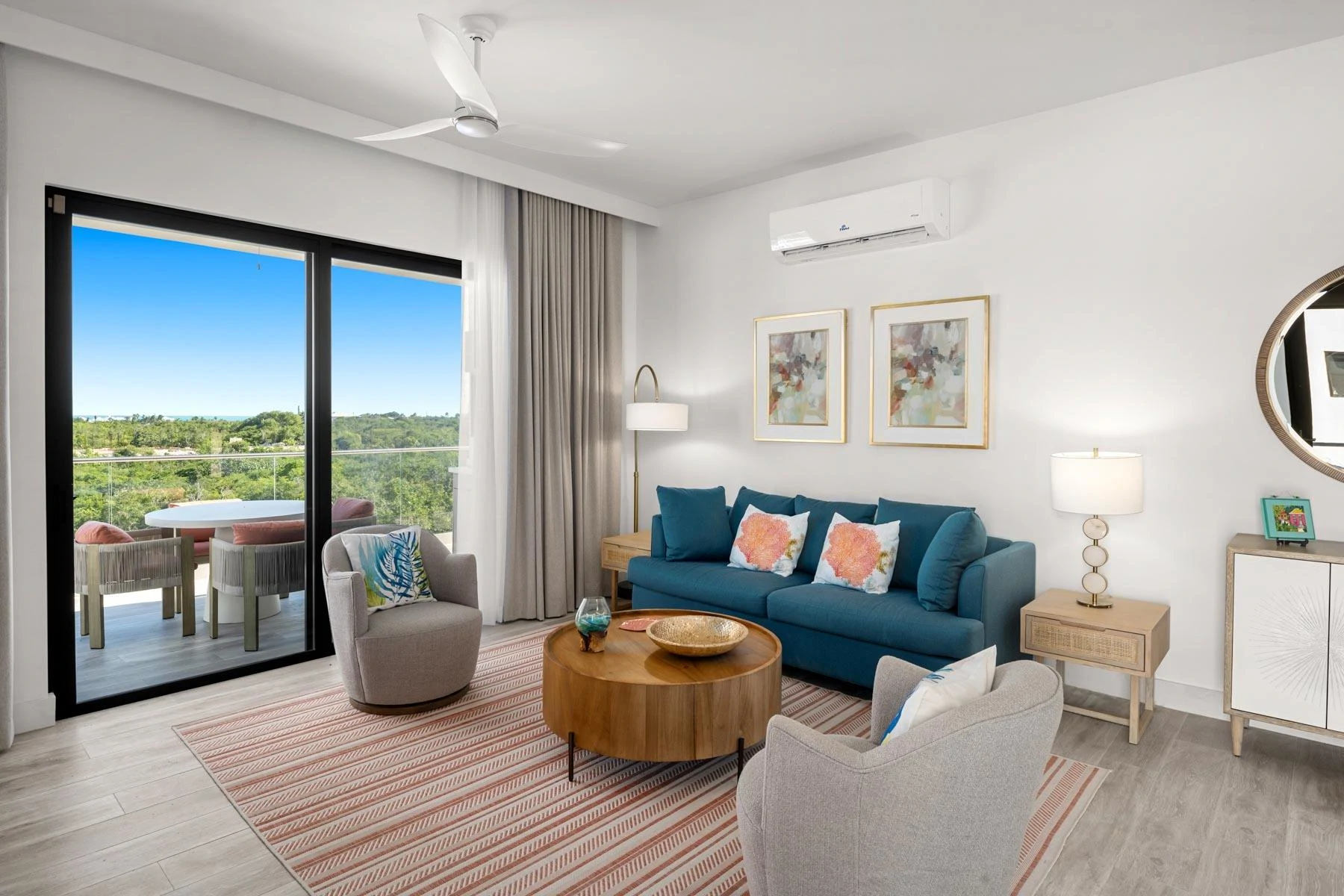 Bubbles Up - Gallery image 3