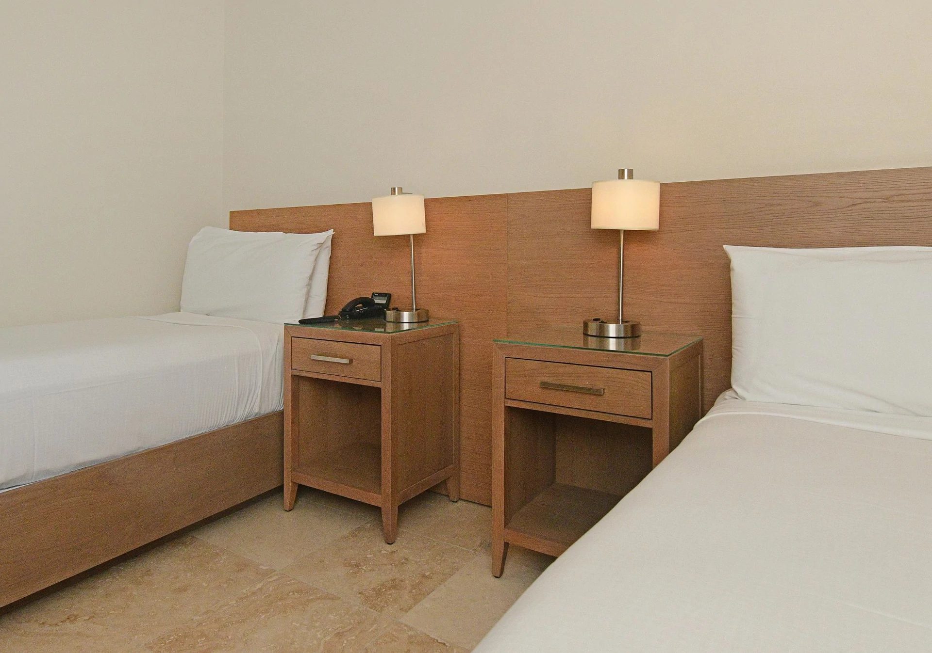 2 BR THE SANDS RESORT AT GRACE BAY BEACH - Gallery image 37
