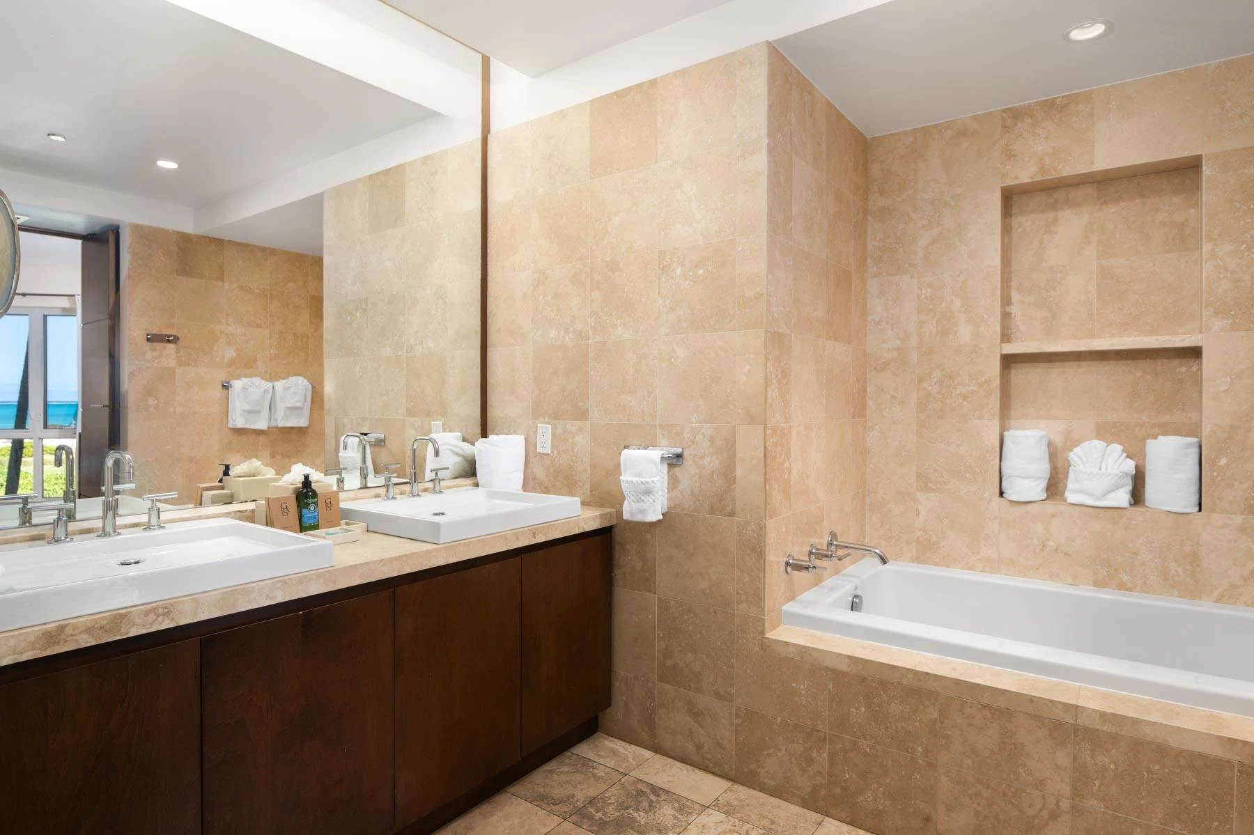 202 West Bay Club - Gallery image 11