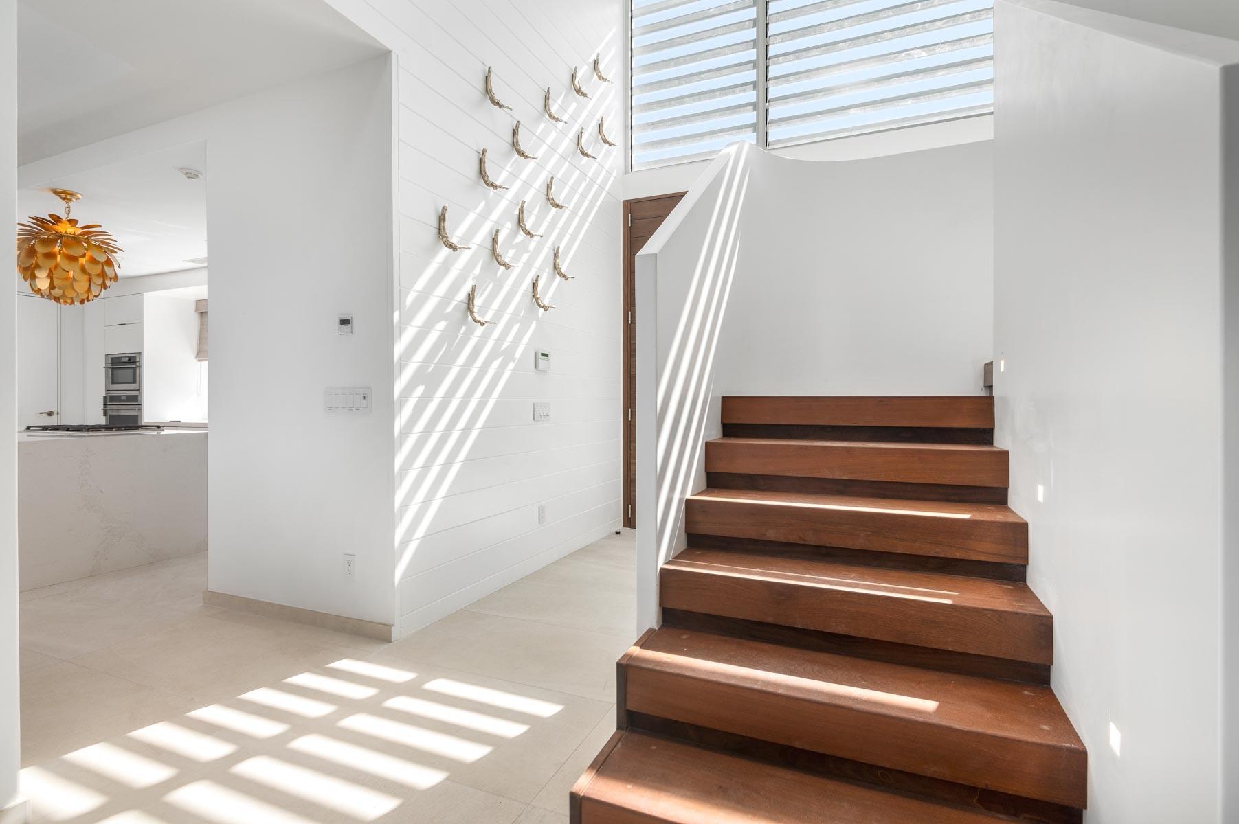 Beach Enclave Grace Bay -Villa 3 - Gallery image 13