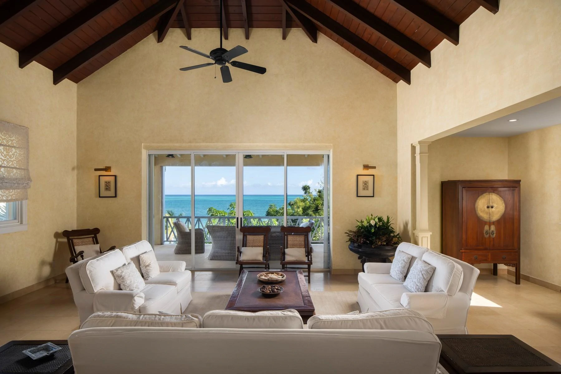 BLUE CAY - Thompson Cove Beachfront - Gallery image 10