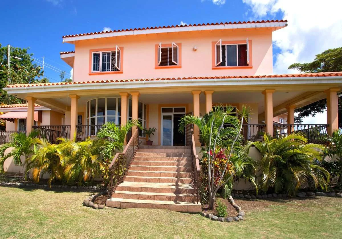 Casa Soluna, Rodney heights