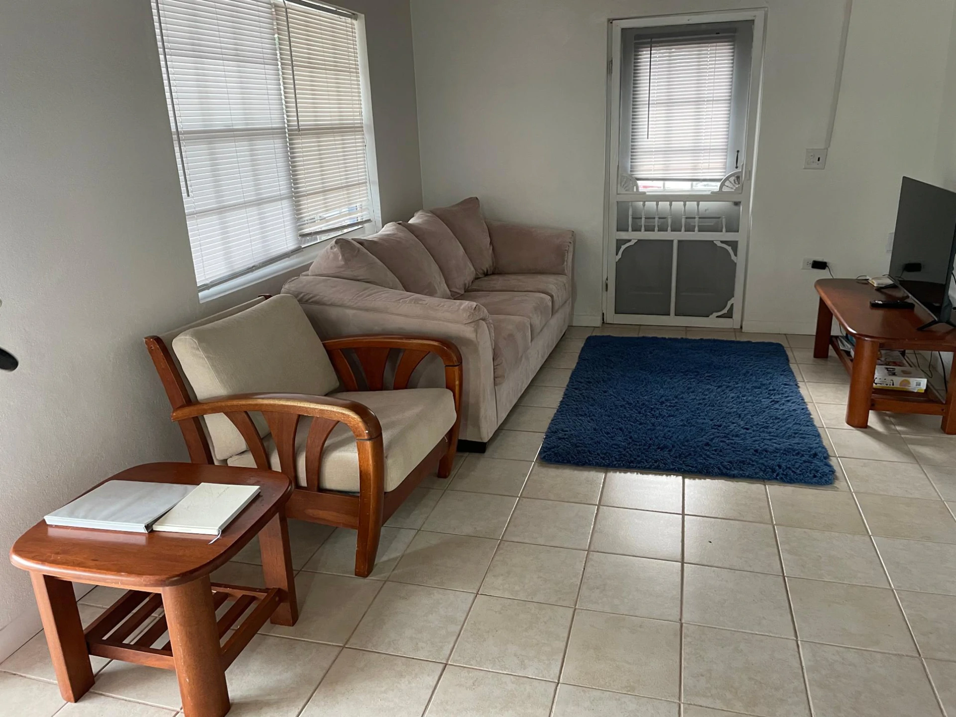 CHALK SOUND VIEWS - Gallery image 13