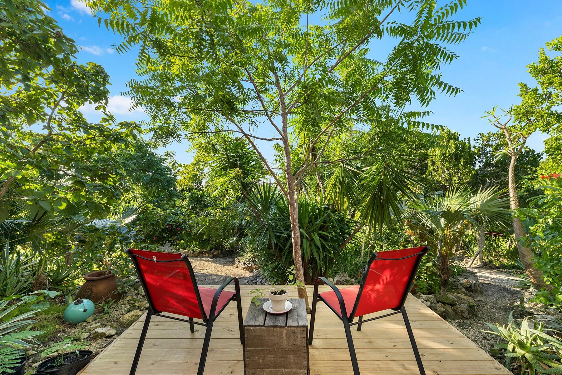 Canal Front Triplex- Great income opportunity - Gallery image 22