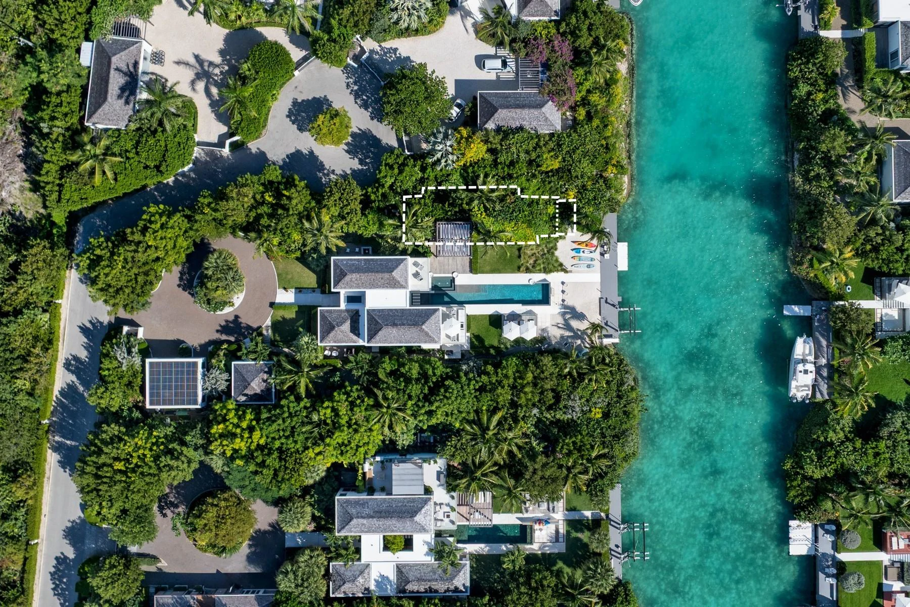 Blue Cay Estate Canal Front - Gallery image 30