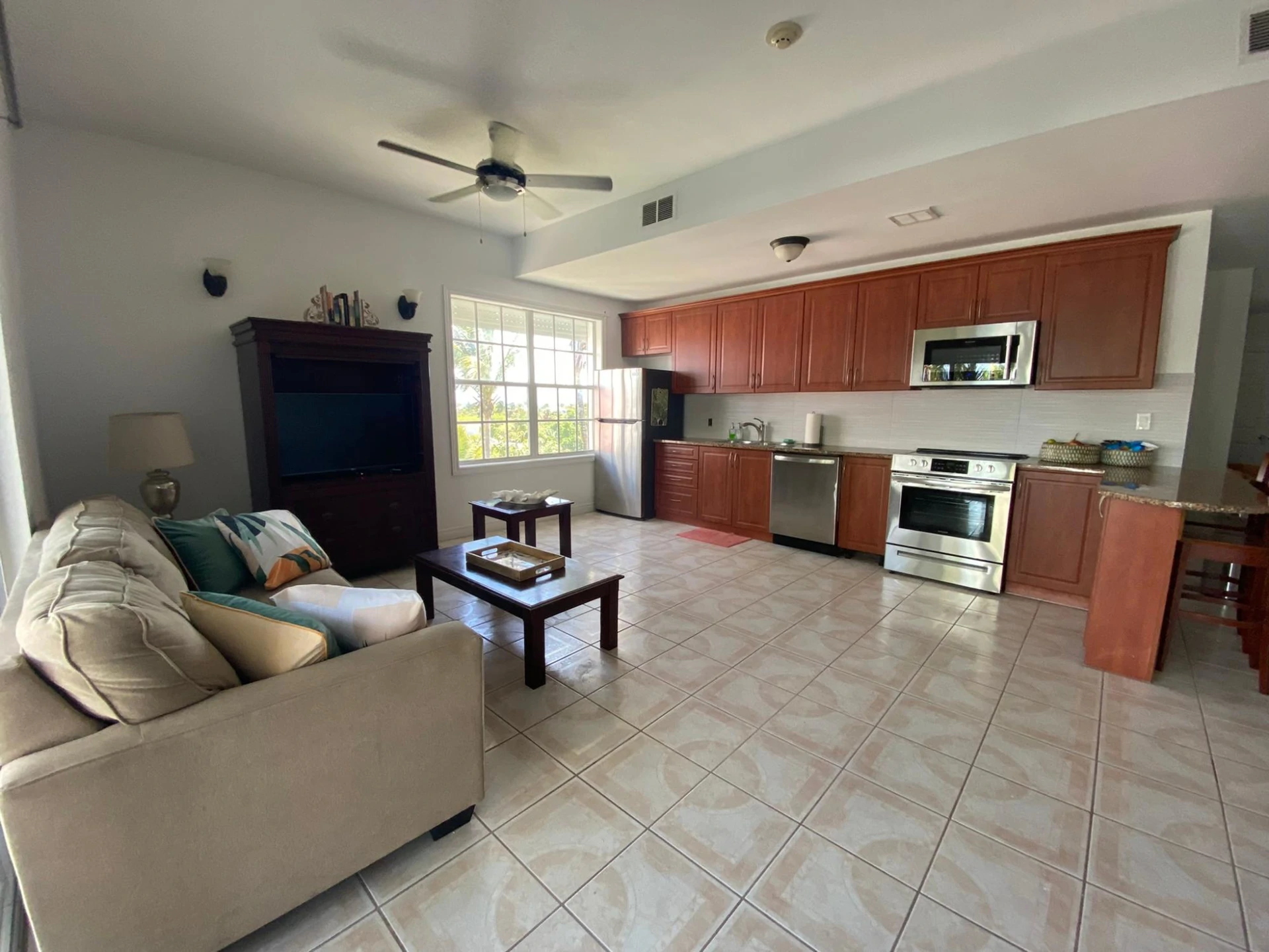 B101 Queen Angel - Gallery image 6